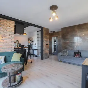 https://unique-apartment-big-garden-terrace.gdanskhotel.org