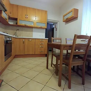https://apartament-oficyna.krakowhotelspoland.com